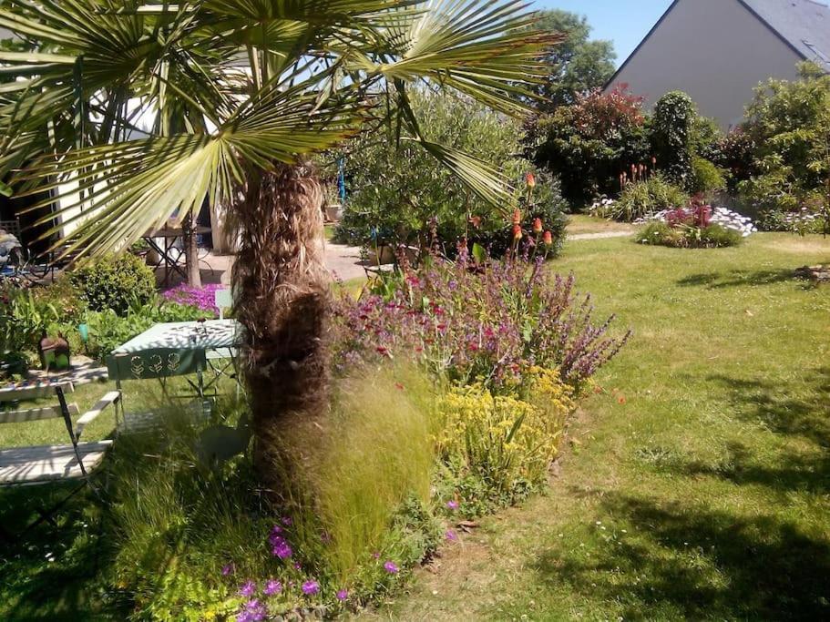 Maison Familiale Sur La Cote D'Emeraude Lancieux Exteriör bild