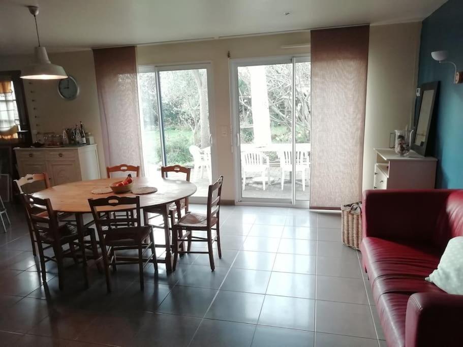 Maison Familiale Sur La Cote D'Emeraude Lancieux Exteriör bild